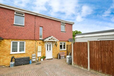 2 bedroom end of terrace house for sale