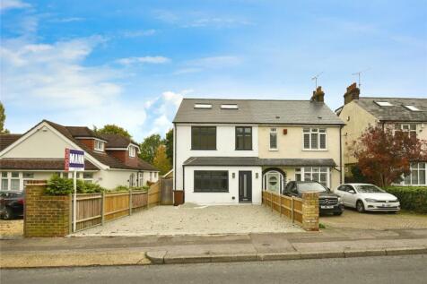 4 bedroom semi-detached house for sale