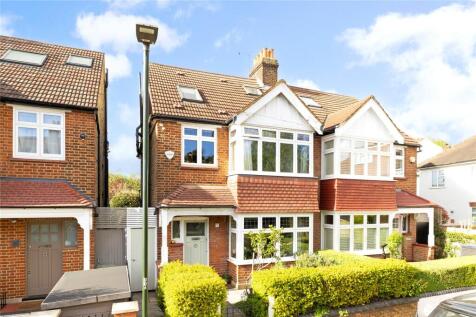 5 bedroom semi-detached house for sale