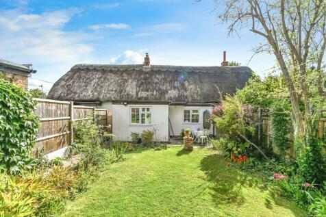 2 bedroom cottage for sale