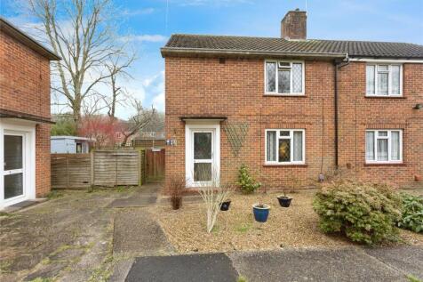 2 bedroom semi-detached house for sale