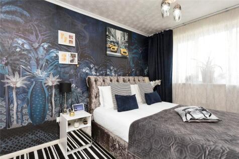 2 bedroom maisonette for sale