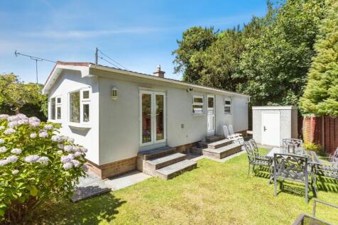 2 bedroom detached house for sale