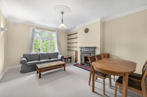 Chatsworth Road, London, NW2 2 bed flat for sale