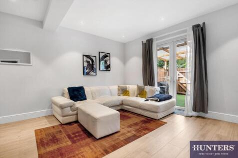 Brent Terrace, London 3 bed terraced house for sale