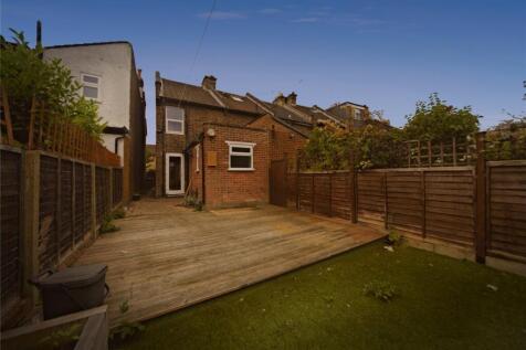 2 bedroom end of terrace house for sale