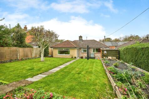 2 bedroom bungalow for sale