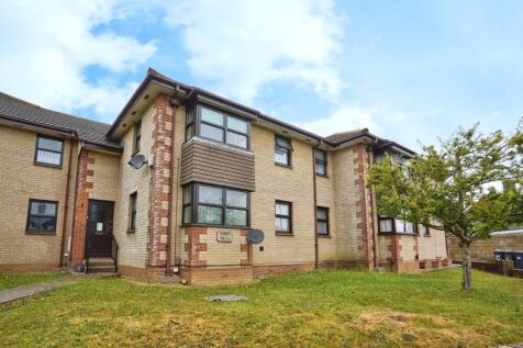 2 bedroom maisonette for sale