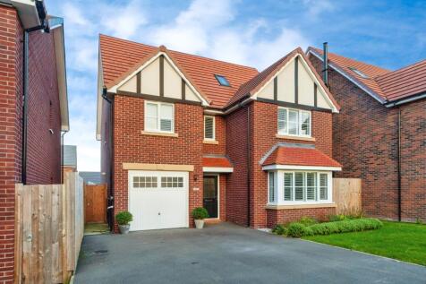 6 bedroom detached house for sale