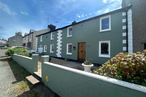 4 bedroom terraced house for sale