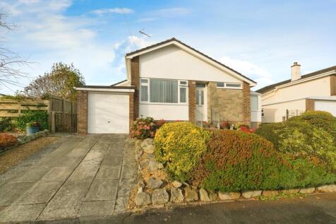 3 bedroom bungalow for sale