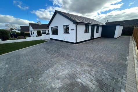 3 bedroom bungalow for sale