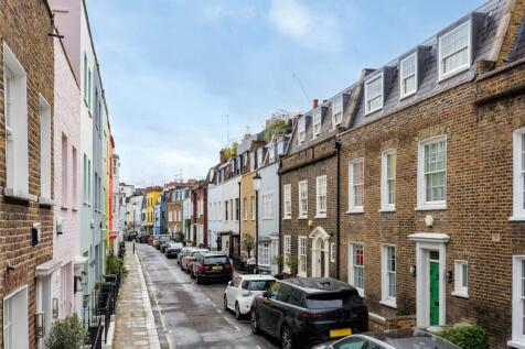4 bedroom terraced house for sale