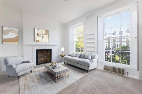 Studio flat for sale