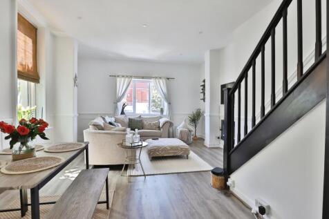 1 bedroom flat for sale