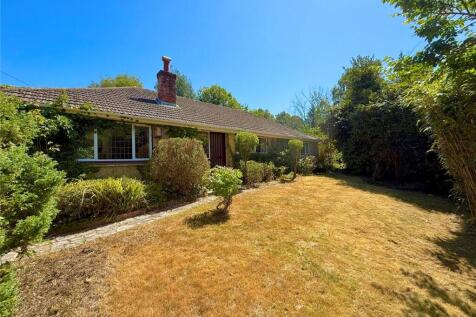 4 bedroom bungalow for sale