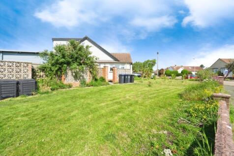 4 bedroom bungalow for sale