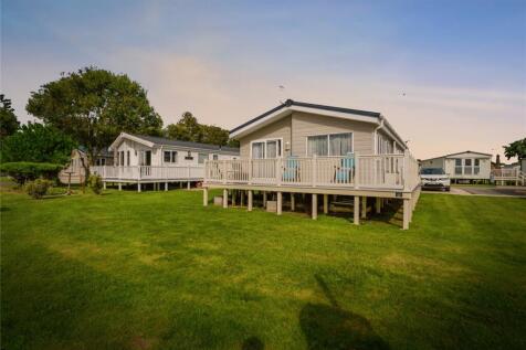 2 bedroom detached house for sale