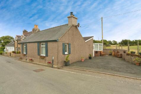 2 bedroom detached house for sale