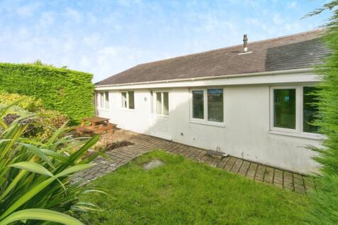3 bedroom bungalow for sale
