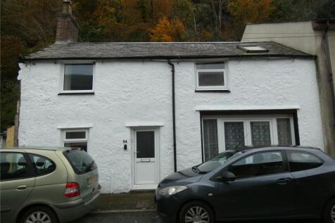 5 bedroom end of terrace house for sale