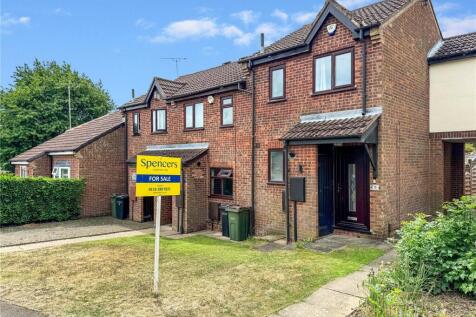 2 bedroom end of terrace house for sale