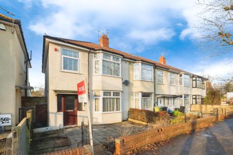 3 bedroom end of terrace house for sale