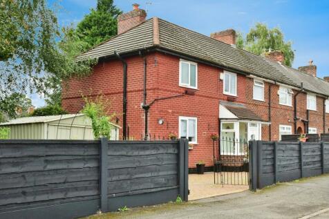 3 bedroom end of terrace house for sale