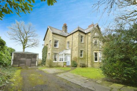 6 bedroom semi-detached house for sale