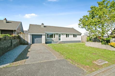 4 bedroom bungalow for sale