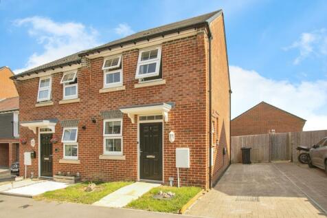 2 bedroom semi-detached house for sale