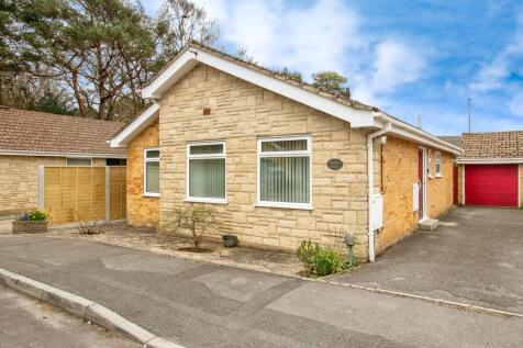 2 bedroom bungalow for sale