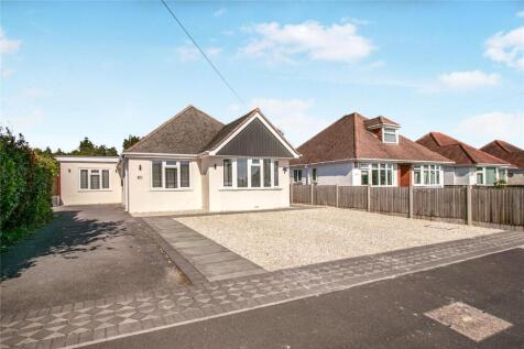 4 bedroom bungalow for sale