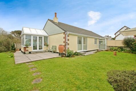 3 bedroom bungalow for sale