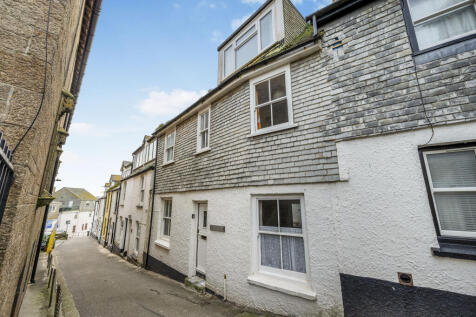 4 bedroom terraced house for sale