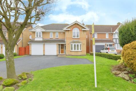 5 bedroom detached house for sale