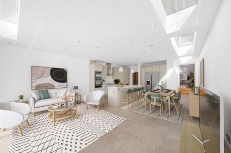 7 bedroom terraced house for sale