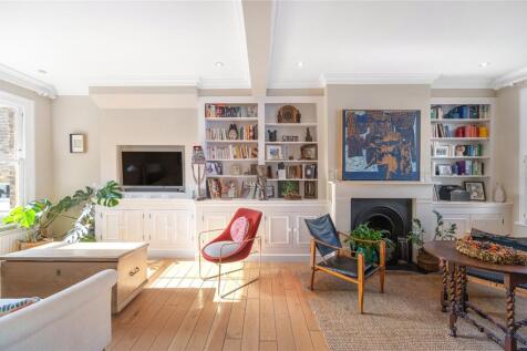 4 bedroom terraced house for sale