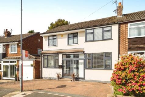 5 bedroom semi-detached house for sale