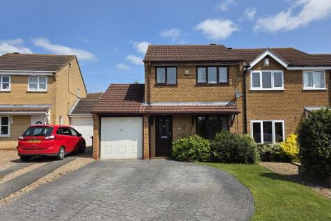 3 bedroom semi-detached house for sale