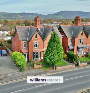 5 bedroom semi-detached house for sale