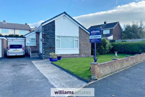 2 bedroom detached bungalow for sale