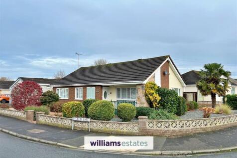 3 bedroom detached bungalow for sale