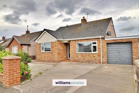 2 bedroom detached bungalow for sale