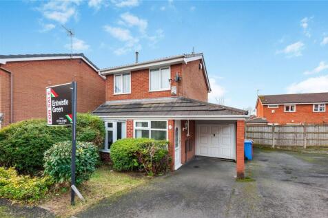 2 bedroom link detached house for sale