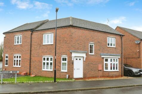 3 bedroom semi-detached house for sale