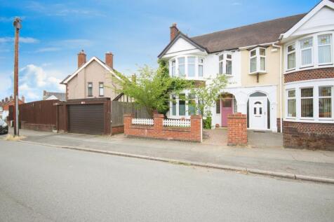 3 bedroom end of terrace house for sale