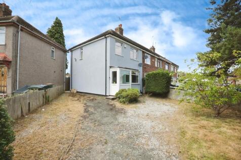 3 bedroom end of terrace house for sale