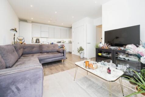 1 bedroom flat for sale
