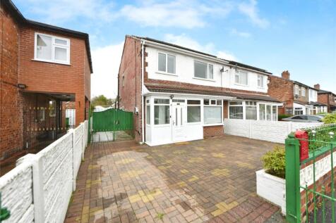 4 bedroom semi-detached house for sale